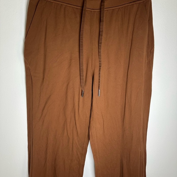 Lululemon Women’s Ready to Rulu Straight- Leg High Rise Pant- Size 6 - Picture 8 of 10